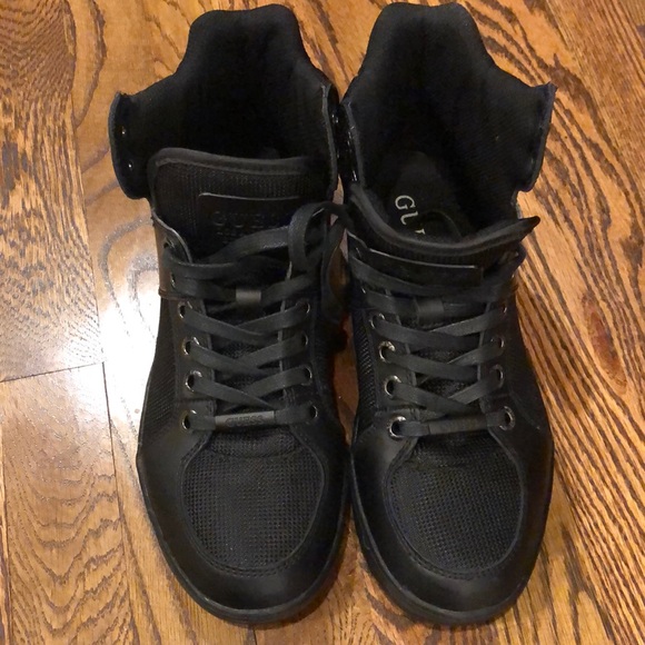 guess gym shoes